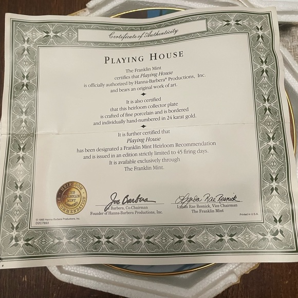 Playing House Flintstones Collectors Plate 24K Gold - Picture 2 of 2